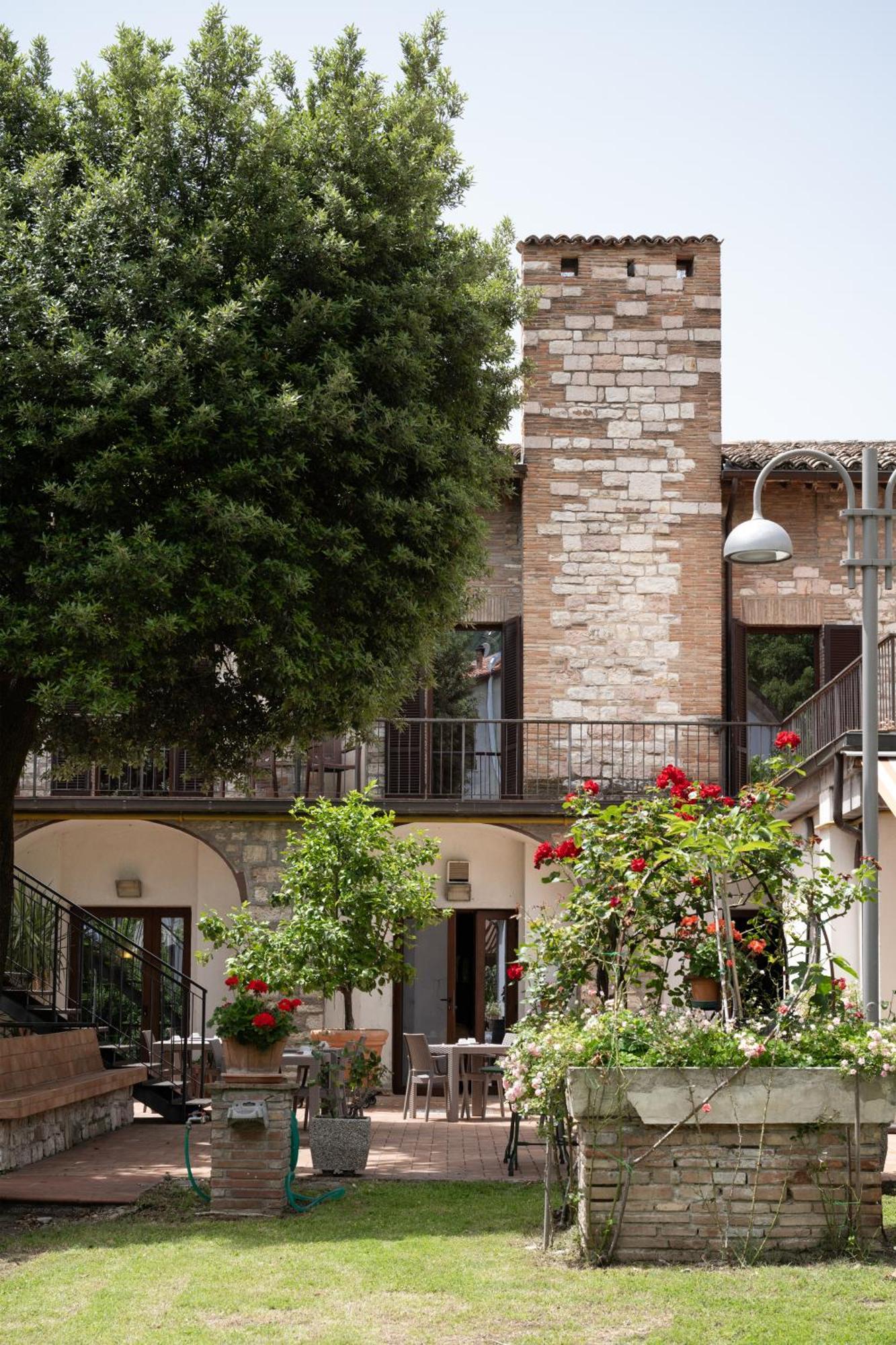Hotel San Marco Gubbio Esterno foto